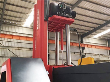 四導柱雙液壓升降