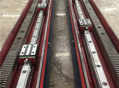 橫梁/邊梁直線導(dǎo)軌(可改配)