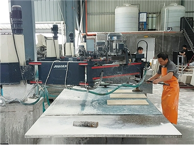 現(xiàn)場(chǎng)加工實(shí)景圖